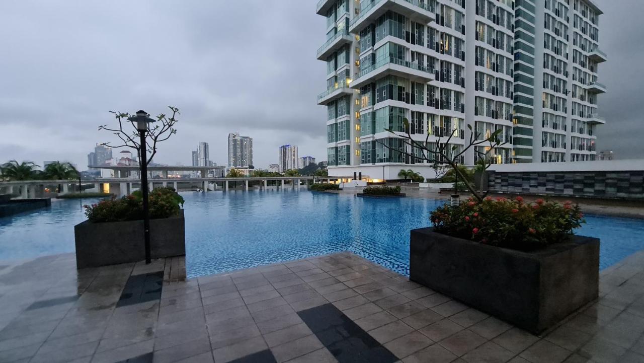 Premium 5Star Resort Suite Mid Valley Kl Sunway By Stayz Suites With Shopping Complex كوالالمبور المظهر الخارجي الصورة